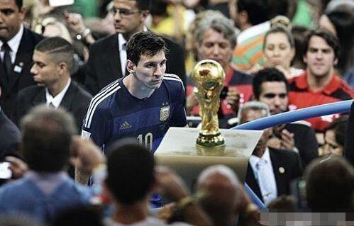 在文中完成 在文中完成